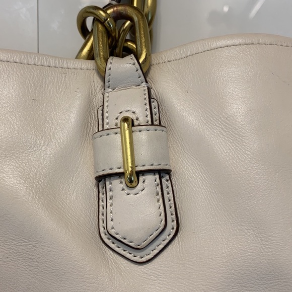 Coach Chelsea Jayden Carry All Tote in Beige - Picture 11 of 15